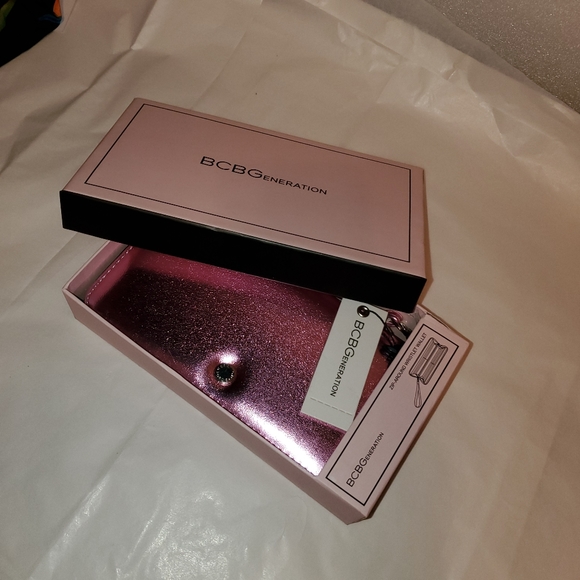 BCBGeneration! - Picture 8 of 8